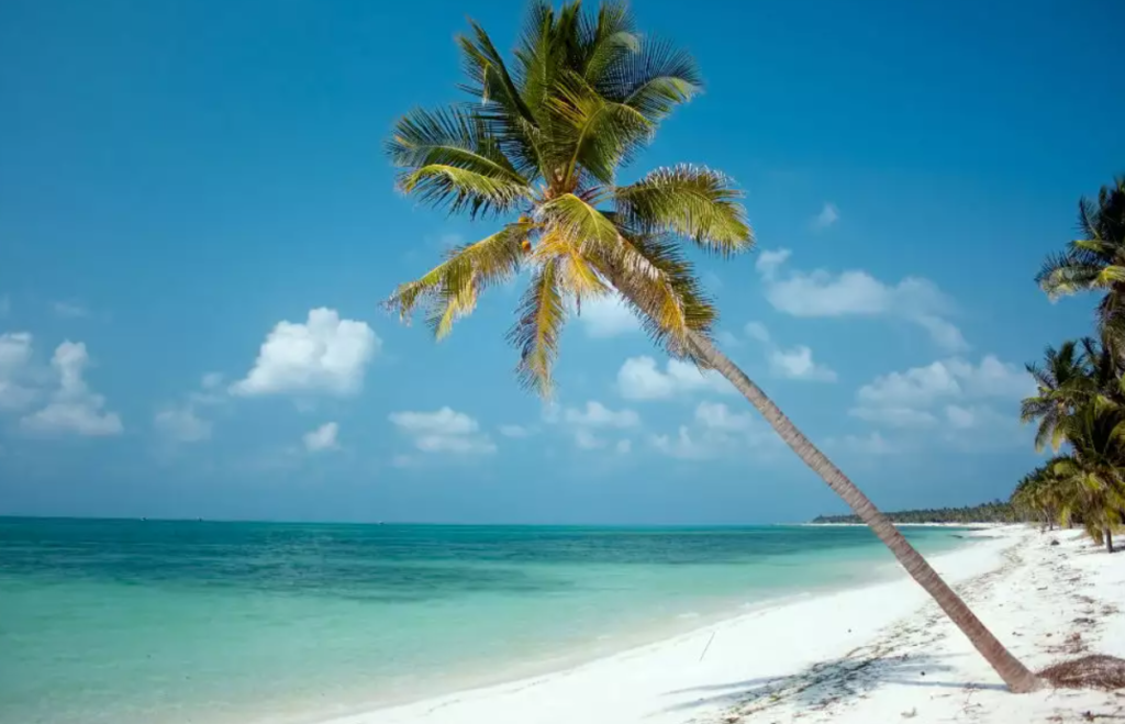 Agatti Beach  -Top 10 Best Beaches in Lakshadweep